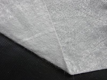 燒毛土工布與橡塑制品的特性及應(yīng)用對(duì)比